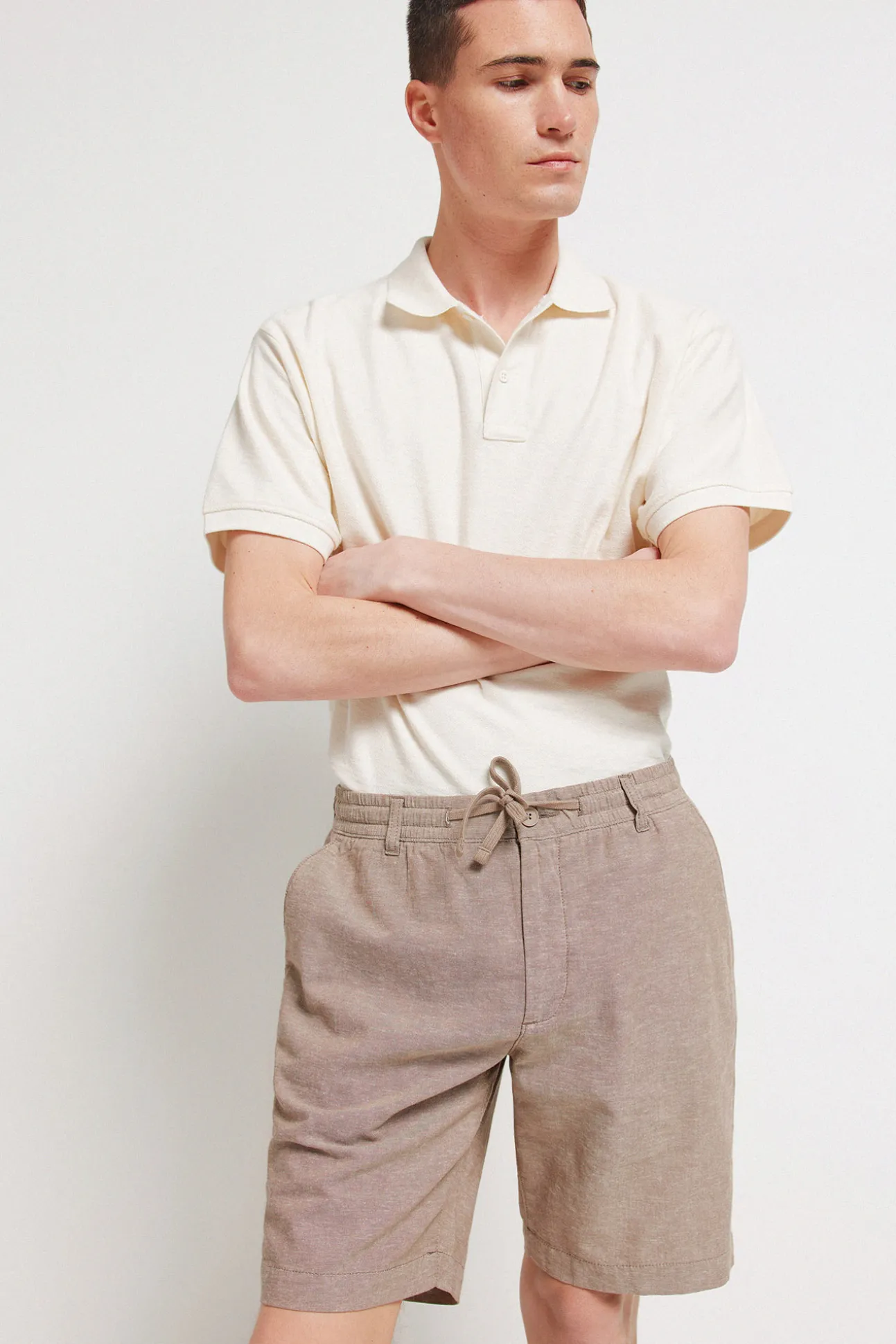 Bermuda coupe slim confortable en lin