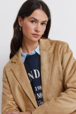 Blazer en daim synth&eacute;tique