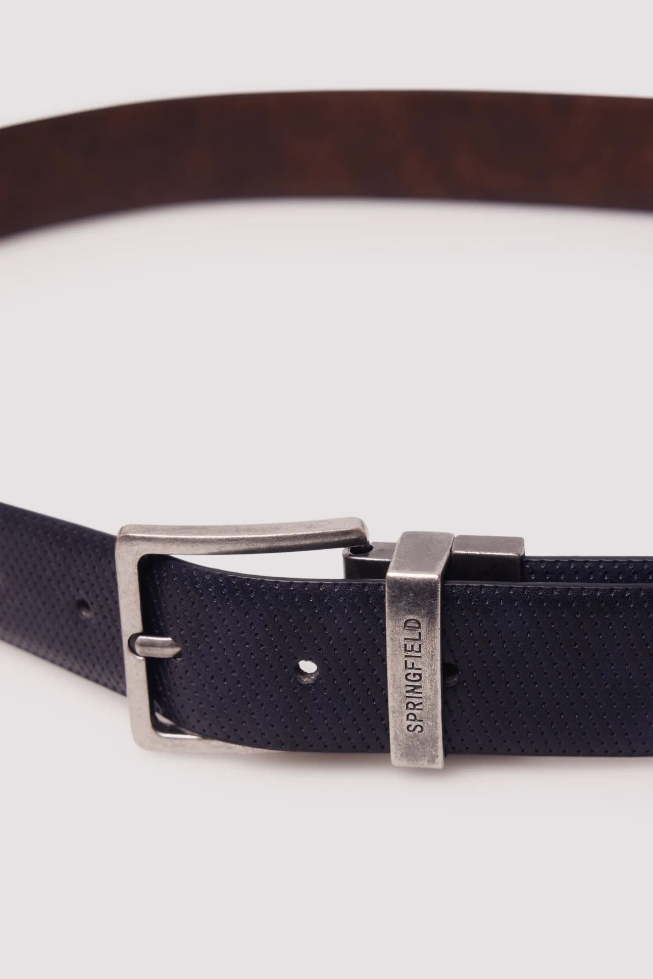 Ceinture réversible microperforée