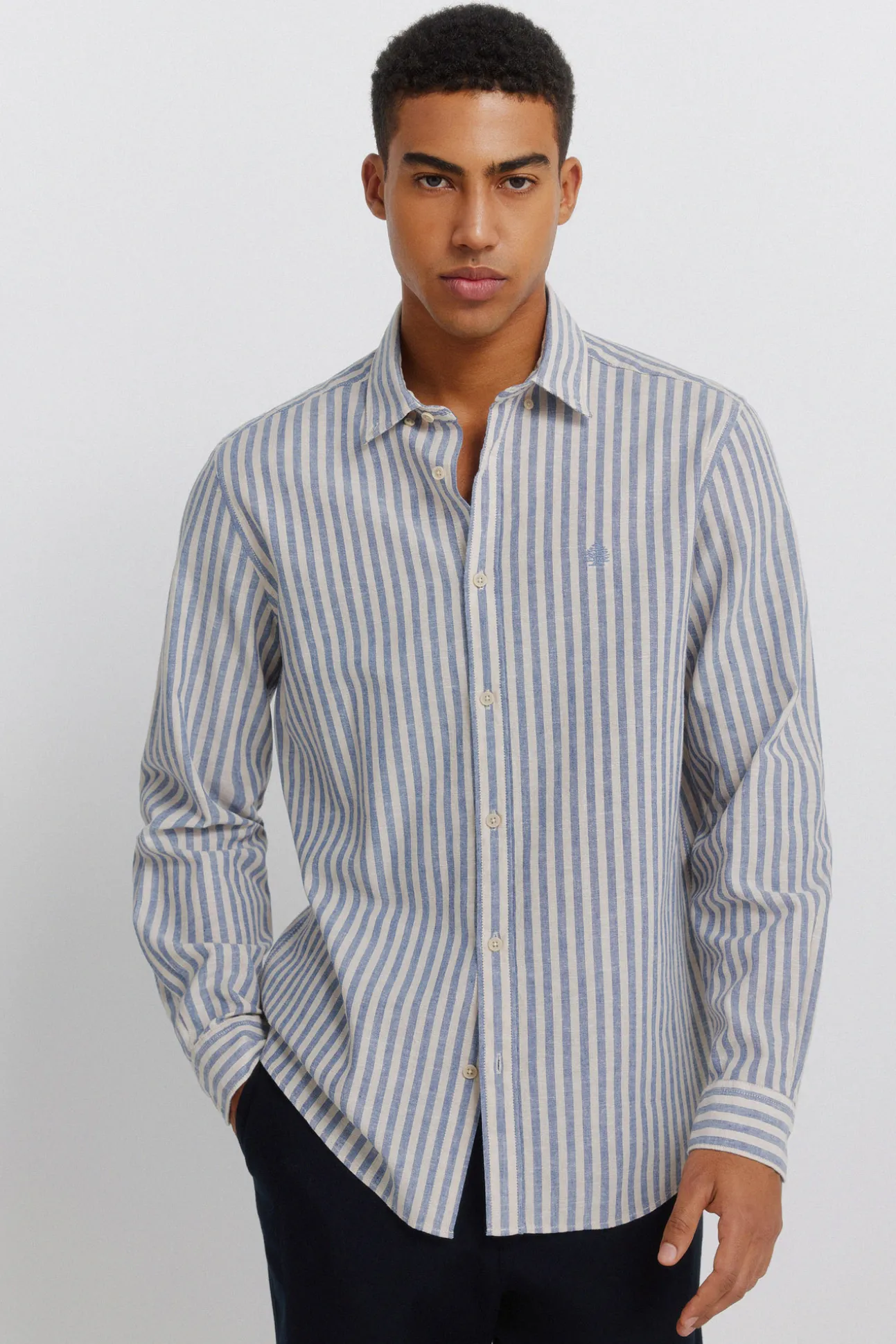 Chemise en lin à rayures