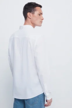 Chemise structur&eacute;e