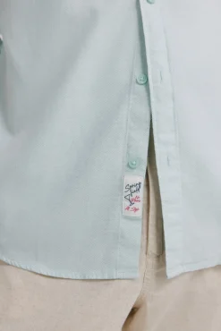 Chemise structur&eacute;e