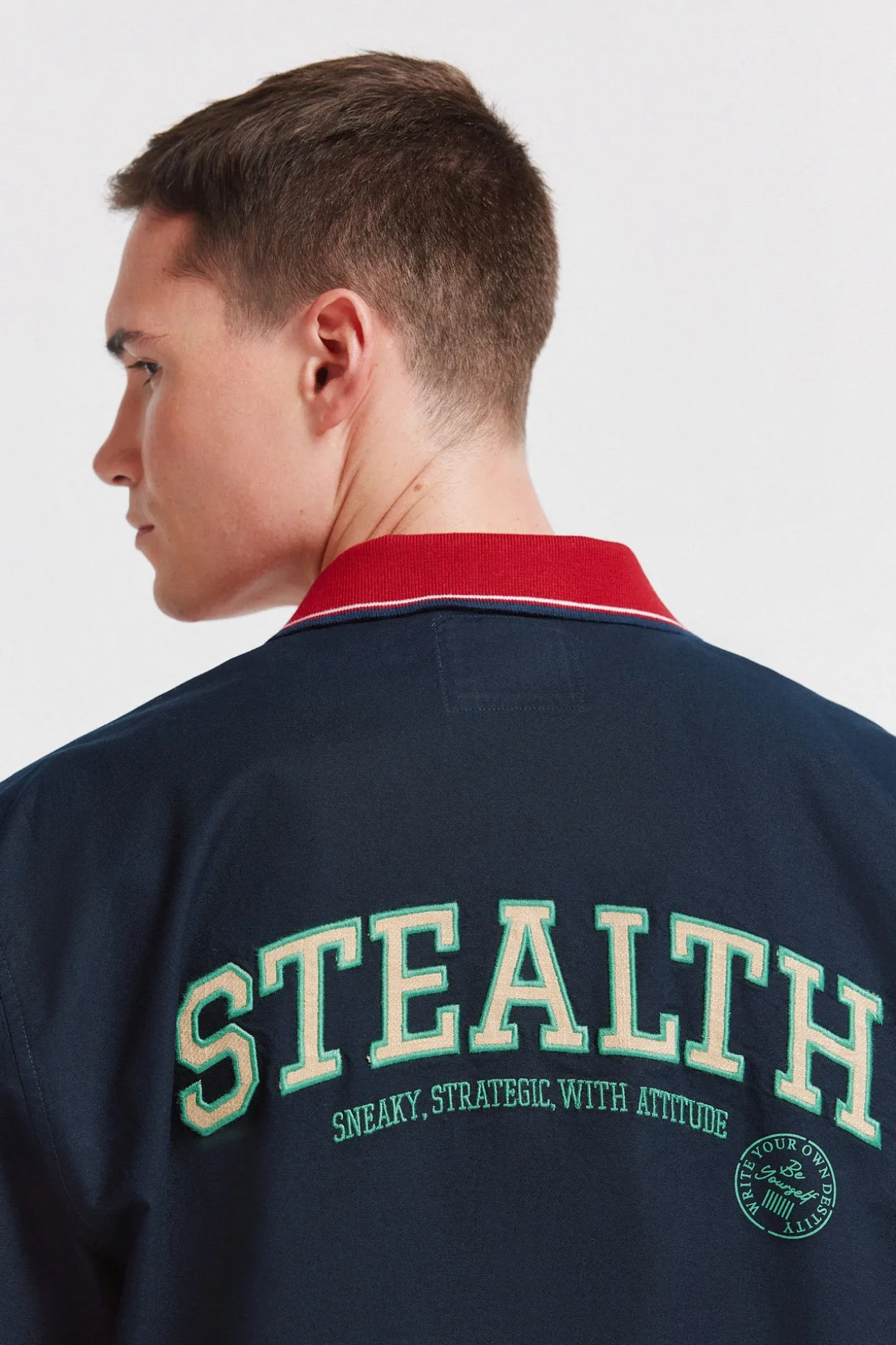 Chemise varsity manches courtes
