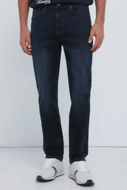 Jean slim bleu très foncé