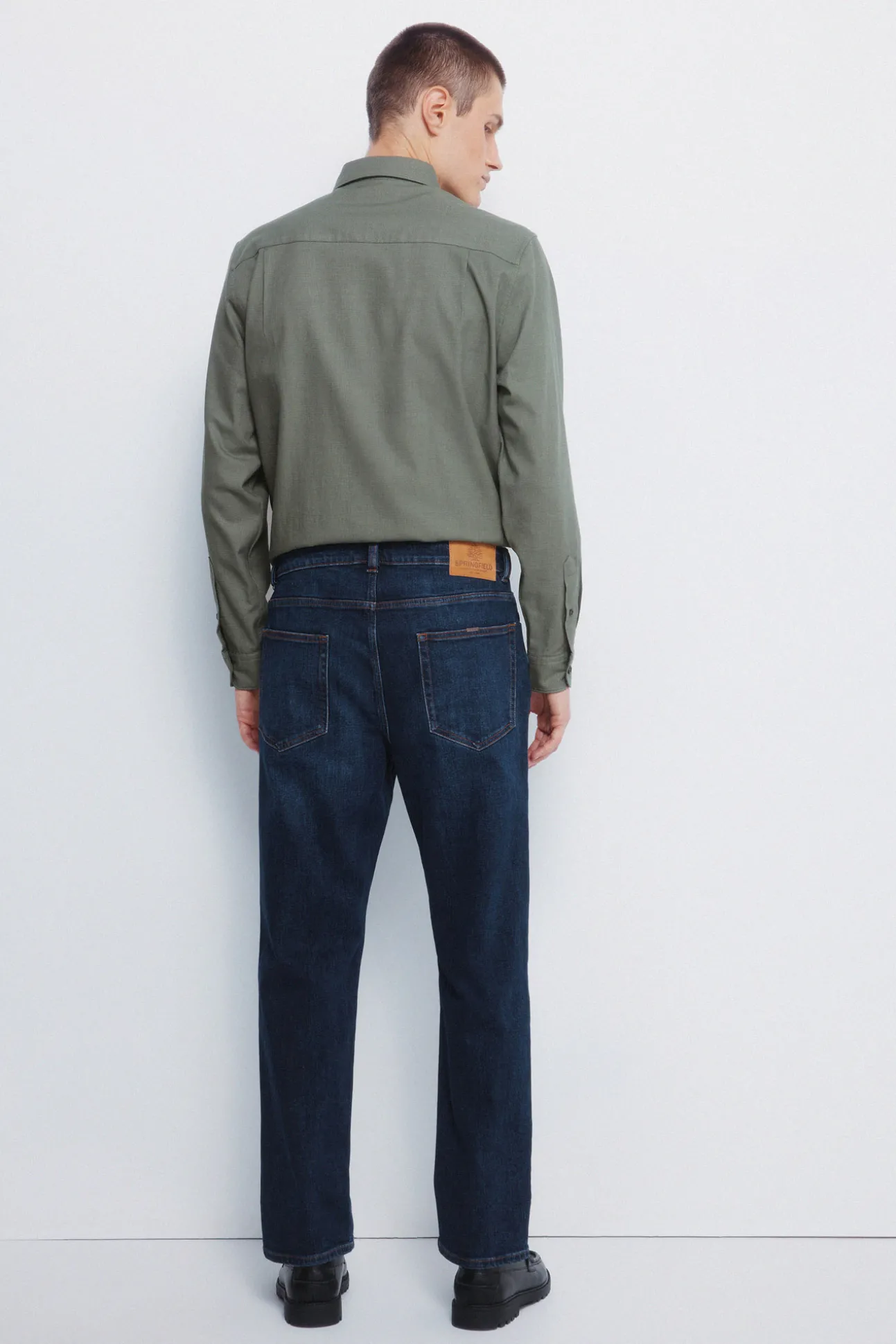Jeans coupe droite délavé foncé