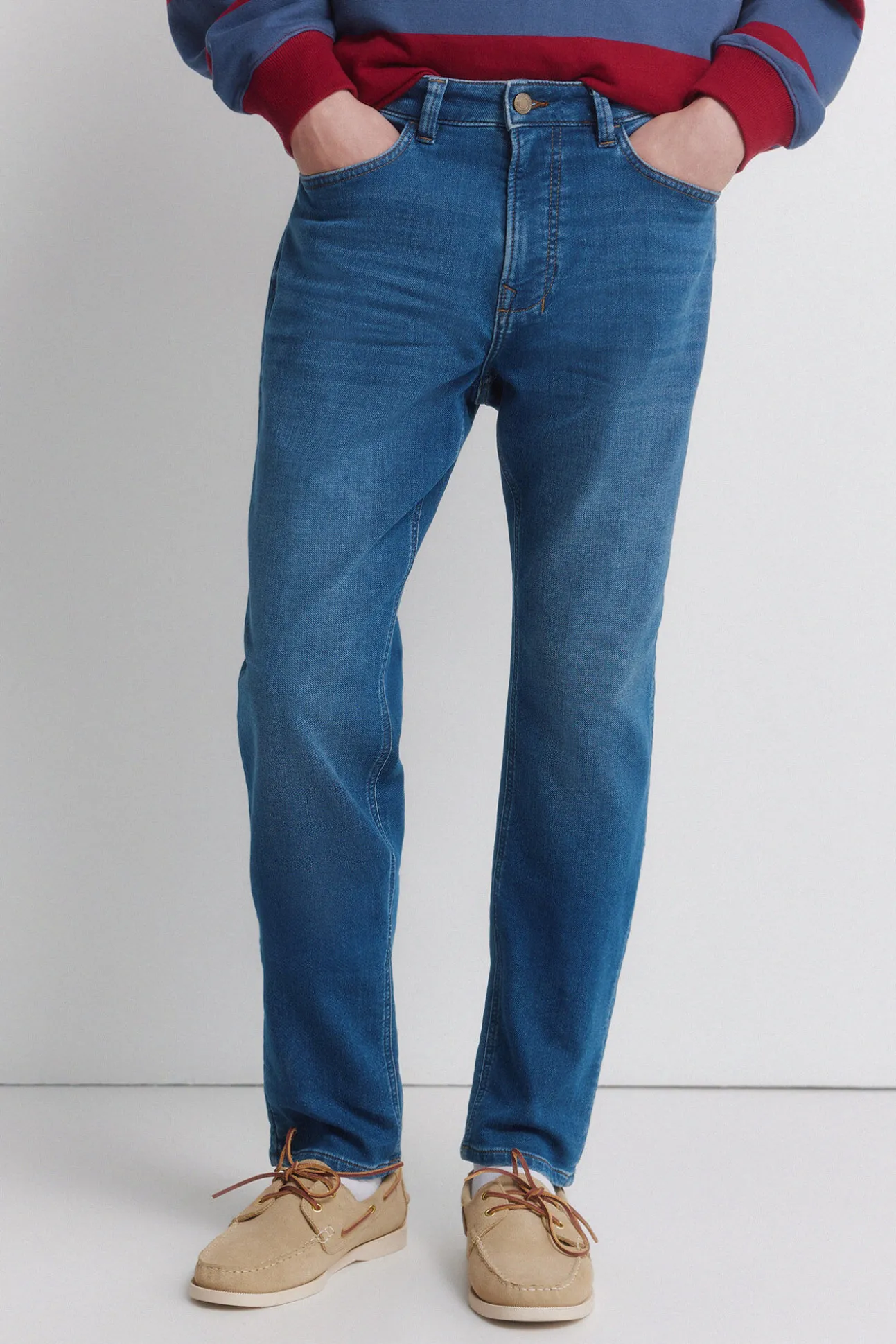 Jeans coupe slim délavé moyen