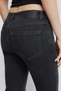 Jeans &eacute;vas&eacute;