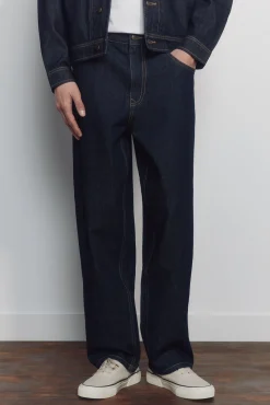jeans larges d&eacute;lav&eacute;s lav&eacute; d&eacute;sencoll&eacute;