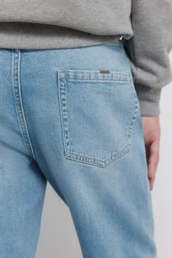 Jeans lavage clair moyen coupe regular
