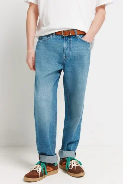 Jeans lavage moyen coupe droite