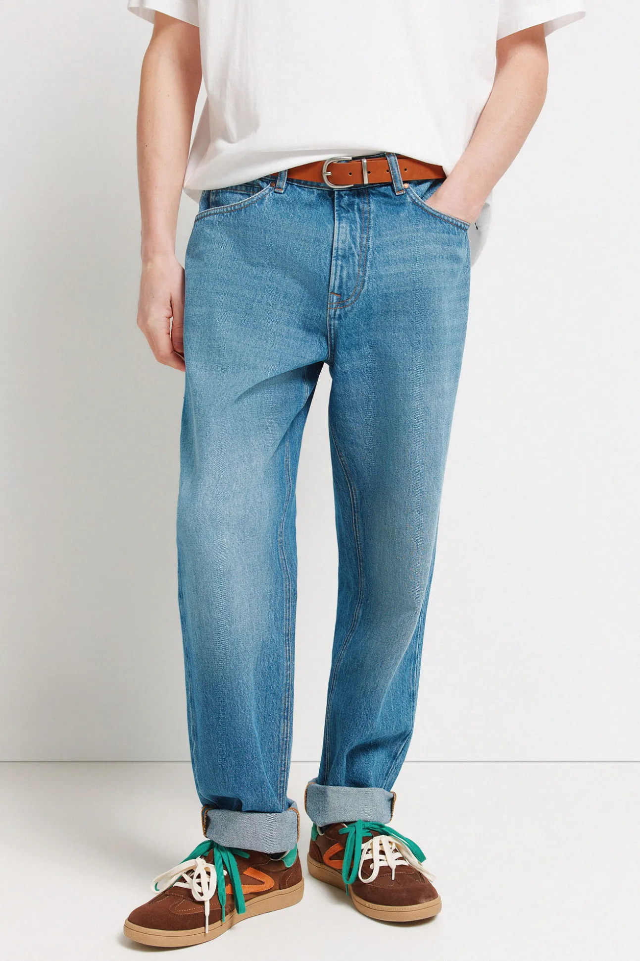 Jeans lavage moyen coupe droite