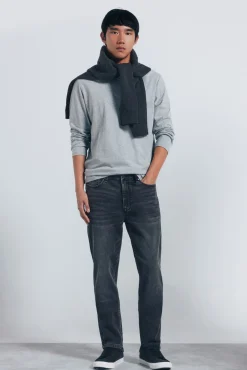 Jeans skinny d&eacute;lav&eacute; gris fonc&eacute;