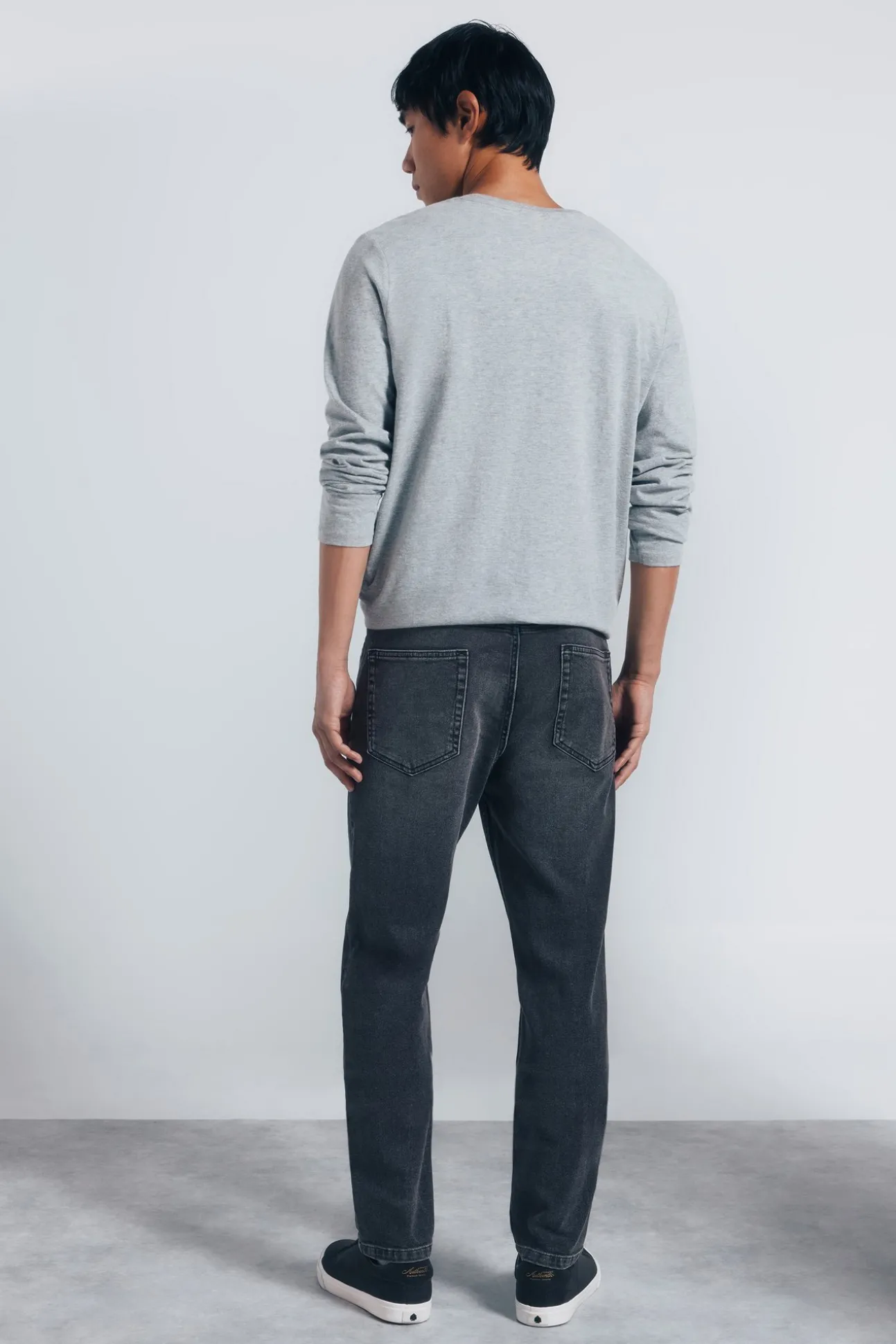 Jeans skinny délavé gris foncé