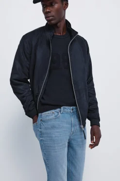 Jeans slim à délavage moyen