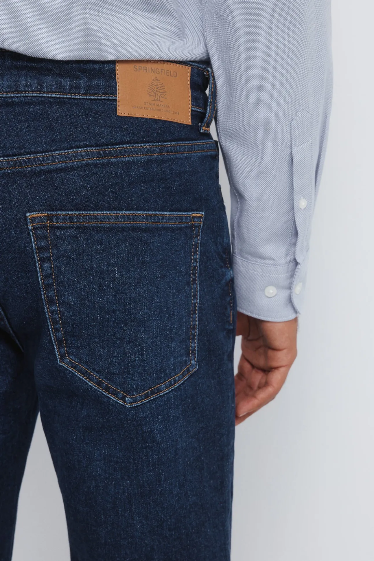 Jeans slim délavé foncé