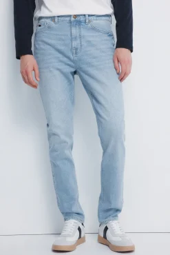 Jeans slim d&eacute;lav&eacute; clair