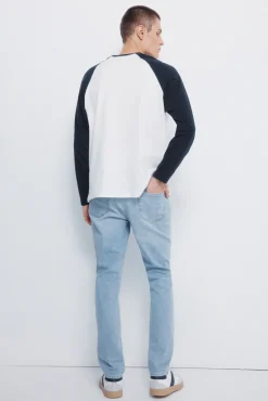 Jeans slim d&eacute;lav&eacute; clair