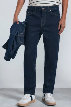 Jeans slim d&eacute;sencoll&eacute;