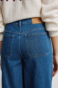 Jeans super large avec poches plaqu&eacute;es
