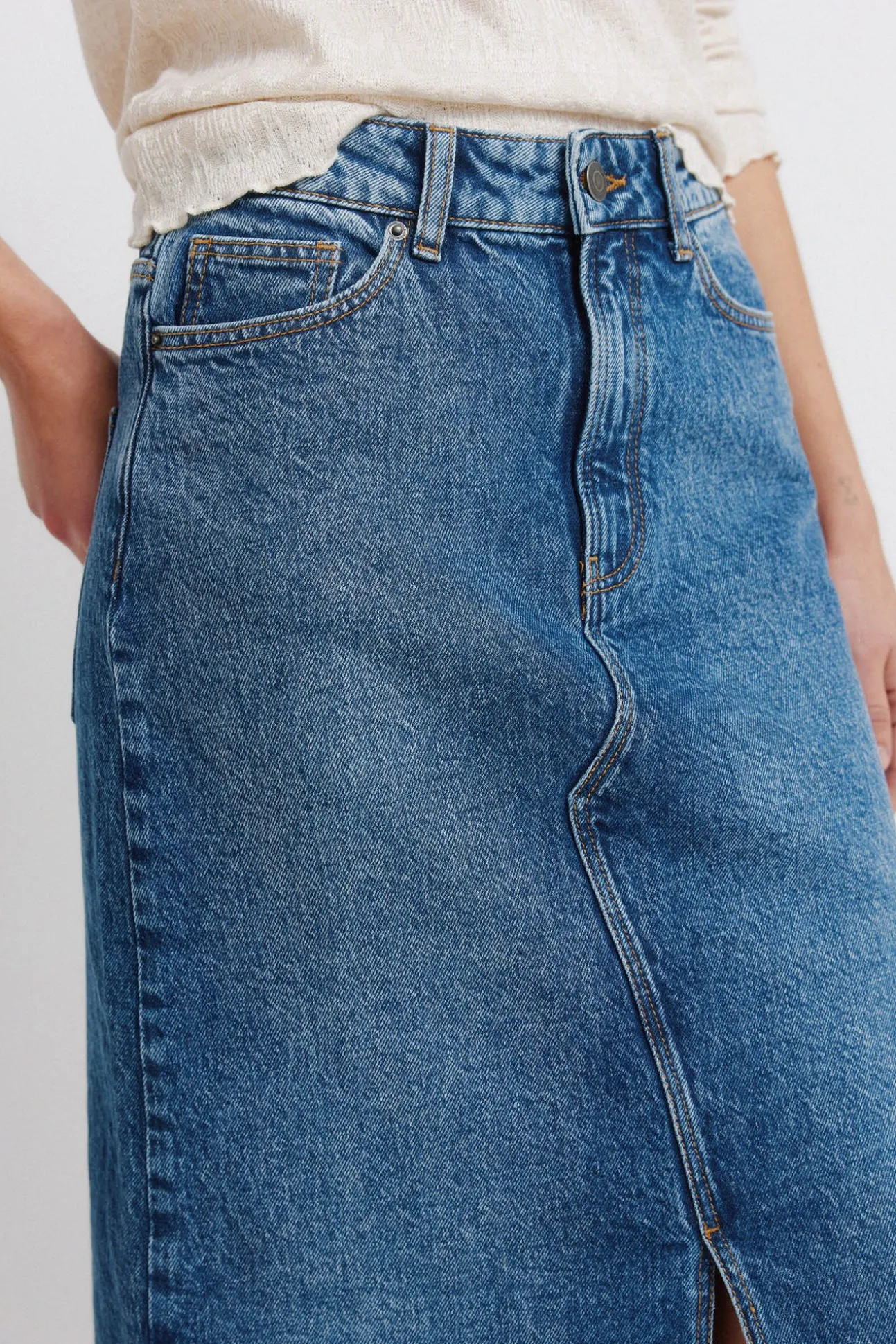 Jupe midi en denim