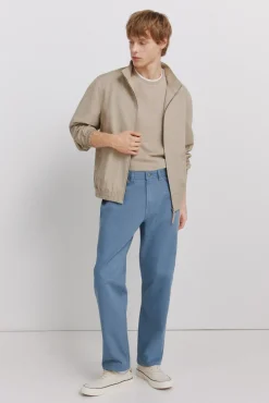 Pantalon 5 poches lav&eacute; coupe droite