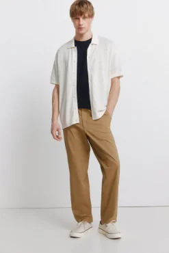 Pantalon chino l&eacute;ger relaxed fit