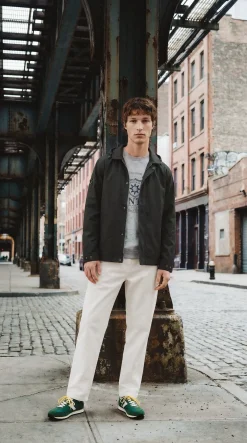 Pantalon droit &agrave; coupe d&eacute;contract&eacute;e