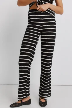 Pantalon en tricot &agrave; rayures