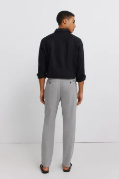 Pantalon slim fit confortable en lin structur&eacute;