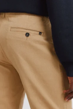 Pantalon structur&eacute; comfort fit