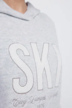 Pull &agrave; capuche &laquo; Ski &raquo;