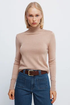 Pull col avec boutons et poignets