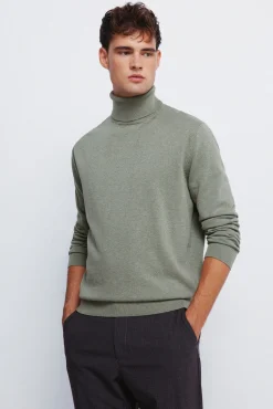 Pull col basique