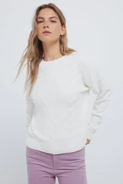 Pull en maille torsad&eacute;e pull