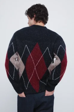 Pull fantaisie &agrave; motifs de losanges