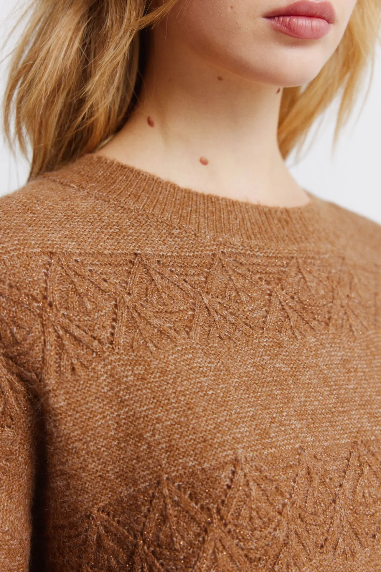 Pull pointelle rayures lurex