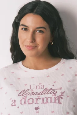 Pyjama long en tricot gaufr&eacute;