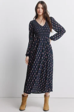 Robe &agrave; d&eacute;collet&eacute; volant&eacute;