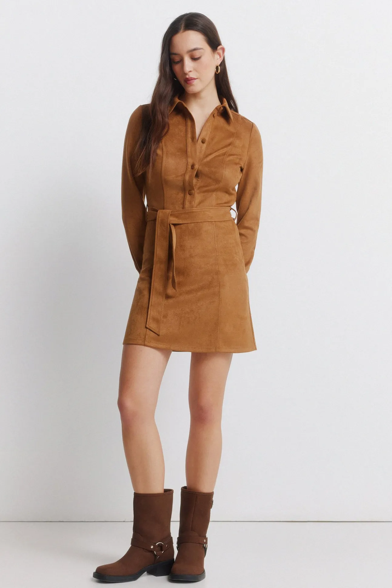 Robe chemise courte en daim