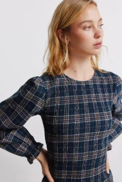 Robe courte &agrave; carreaux et smocks