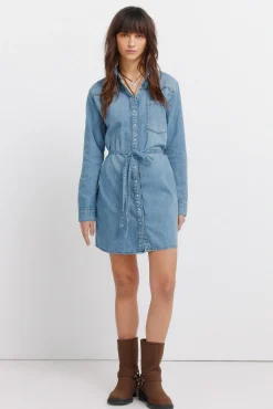 Robe courte en denim avec ceinture