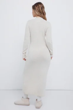 Robe en maille en maille torsad&eacute;e