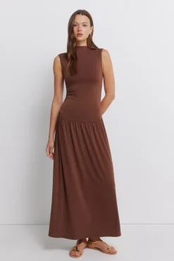 Robe fronc&eacute;e