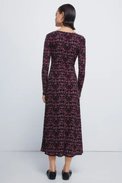 Robe midi imprim&eacute; &agrave; d&eacute;collet&eacute; fronc&eacute;