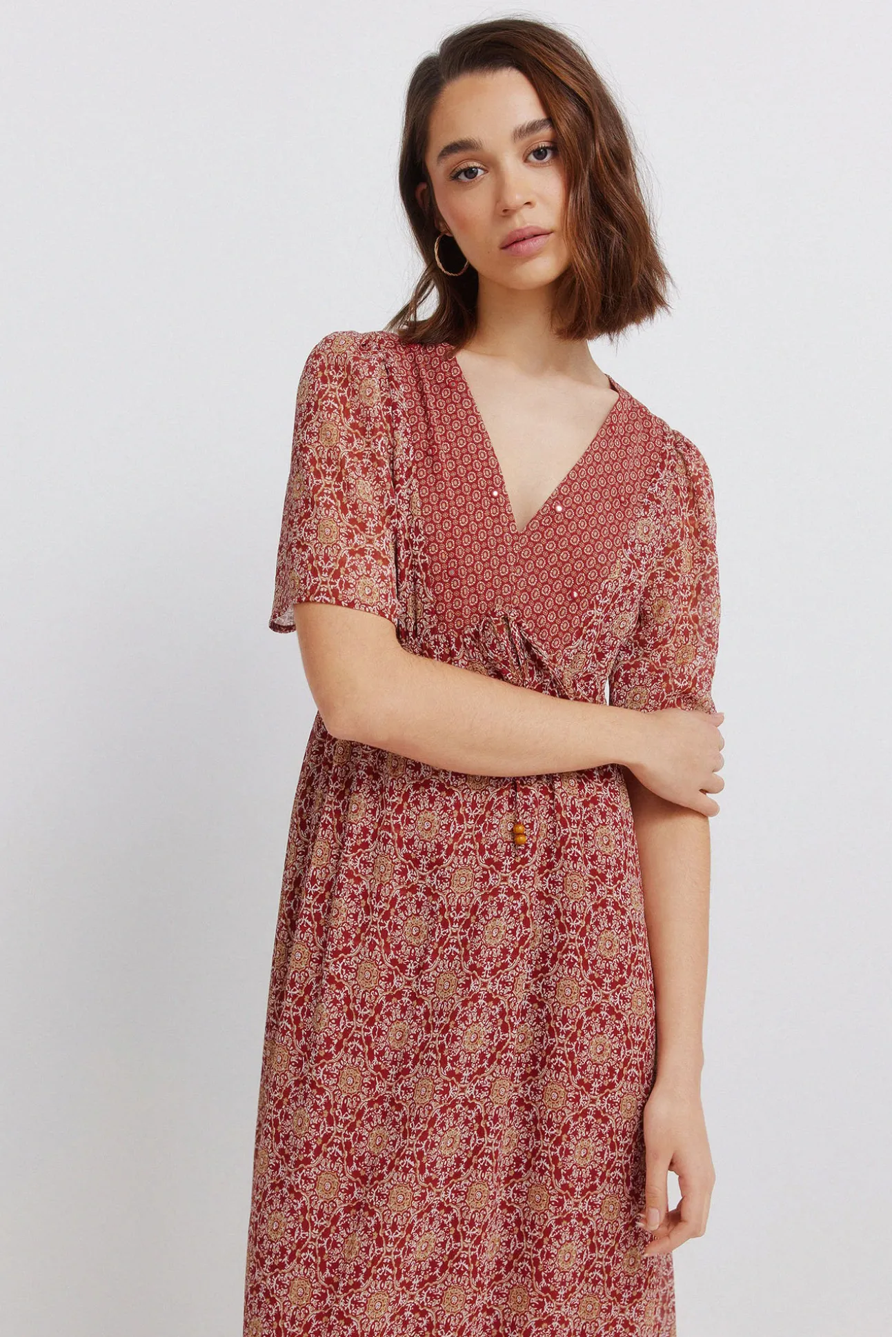Robe midi imprimé frise décolleté