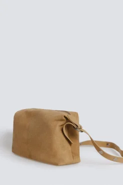 Sac bandouli&egrave;re &agrave; clous