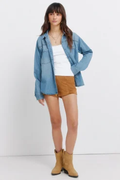 Short en daim synth&eacute;tique