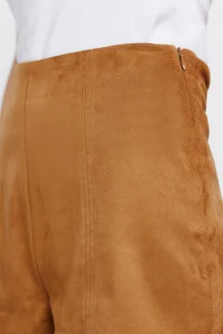 Short en daim synth&eacute;tique