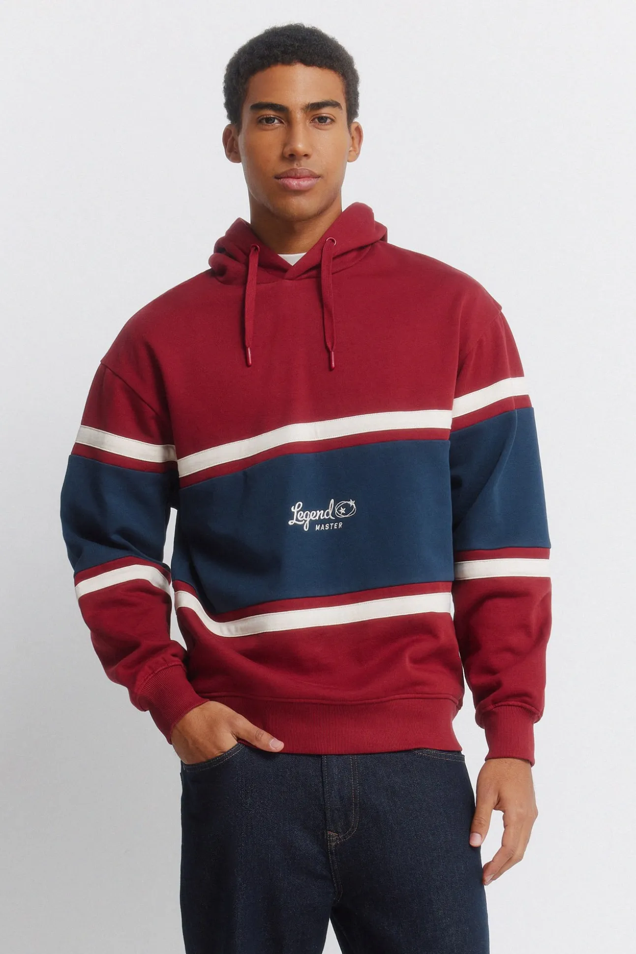 Sweat-shirt à capuche à découpes