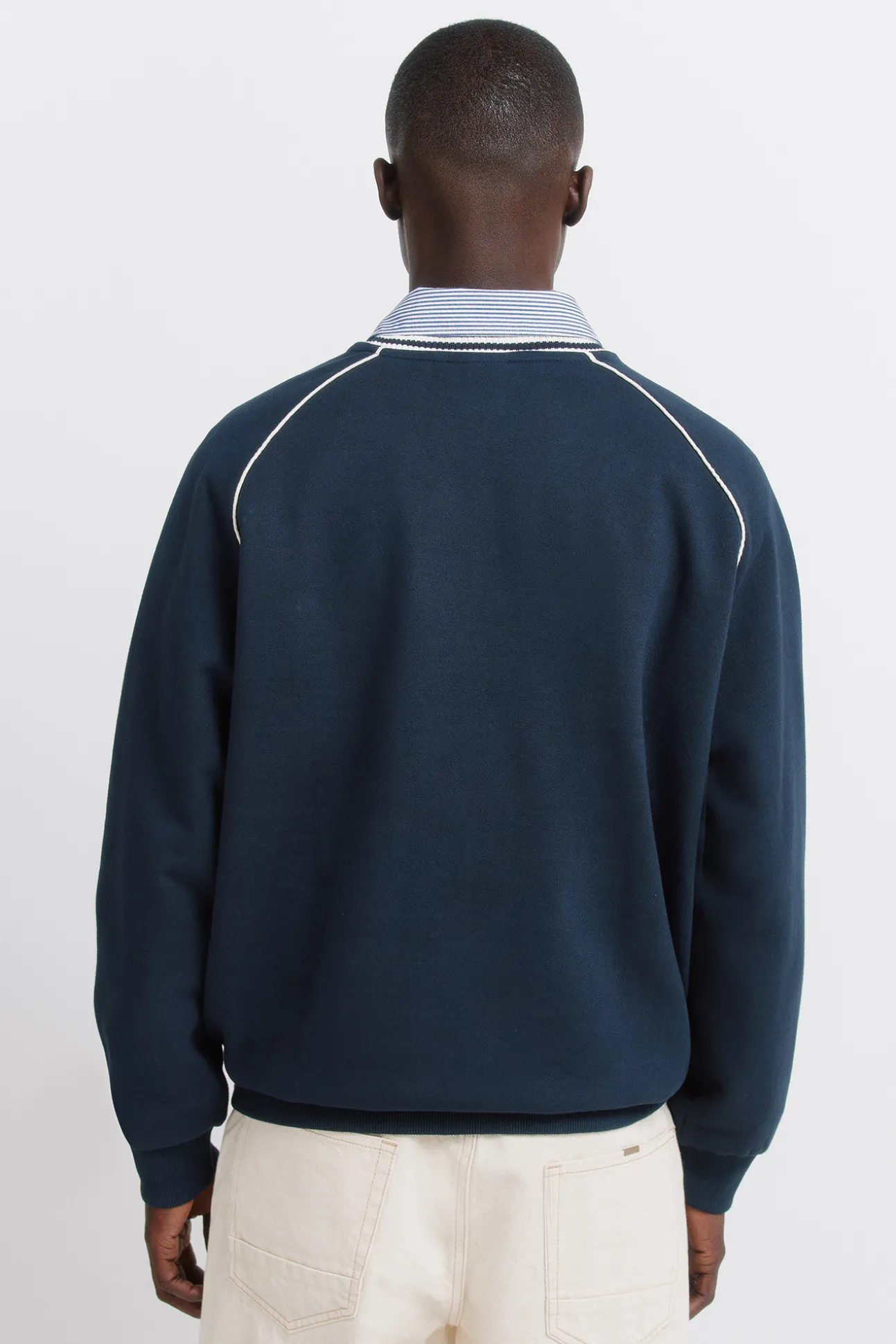 Sweat-shirt col en V Legend